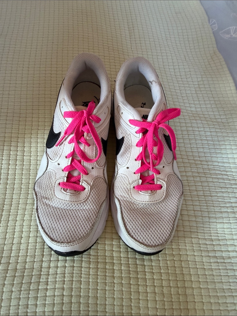 Women's White Athletic Sneakers Nike air size 9